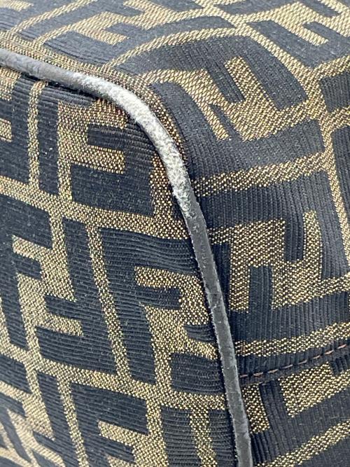 FENDI（フェンディ）FENDI (フェンディ) ハンドバッグ ブラウンの古着・服飾アイテム