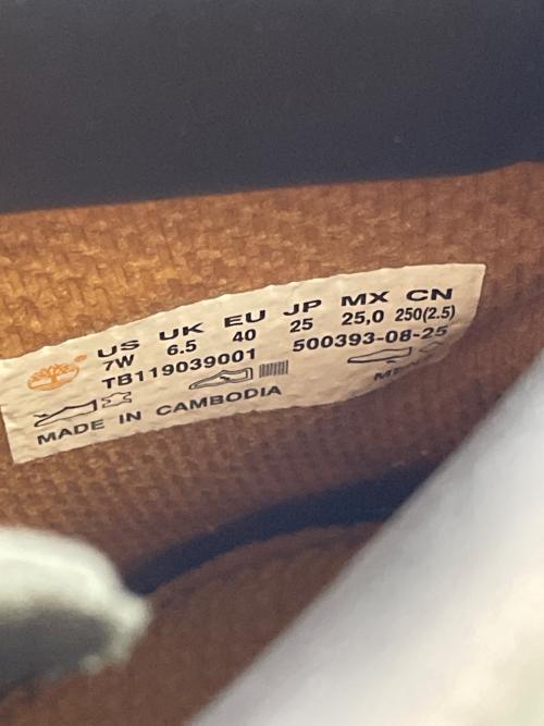 Timberland（ティンバーランド）Timberland (ティンバーランド) 6-INCH CLASSIC WATERPROOF BOOT ブラック サイズ:JP25の古着・服飾アイテム