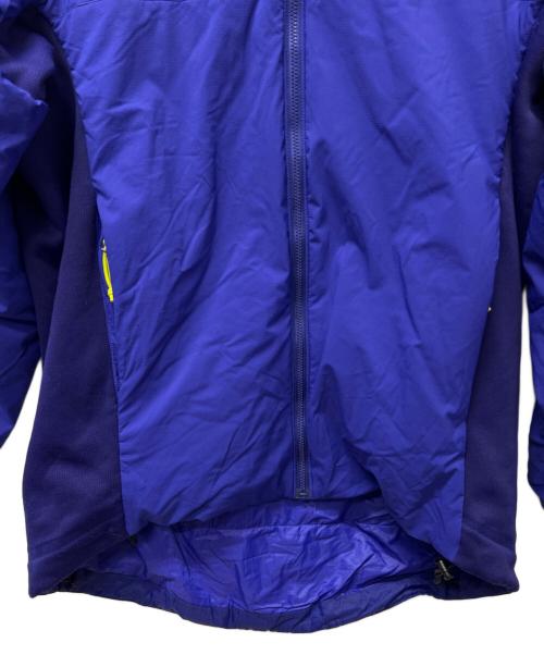 ARC'TERYX（アークテリクス）ARC'TERYX (アークテリクス) ATOM AR HOODY ブルー サイズ:Mの古着・服飾アイテム