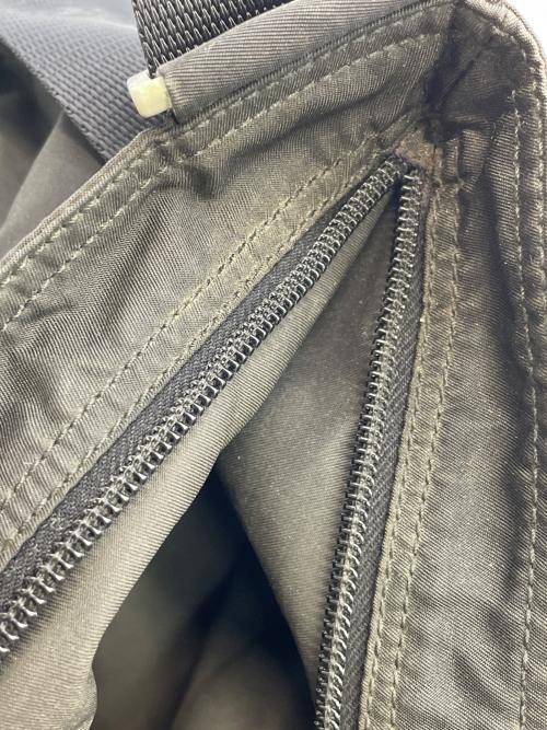 PRADA（プラダ）PRADA (プラダ) ショルダーバッグ ブラックの古着・服飾アイテム