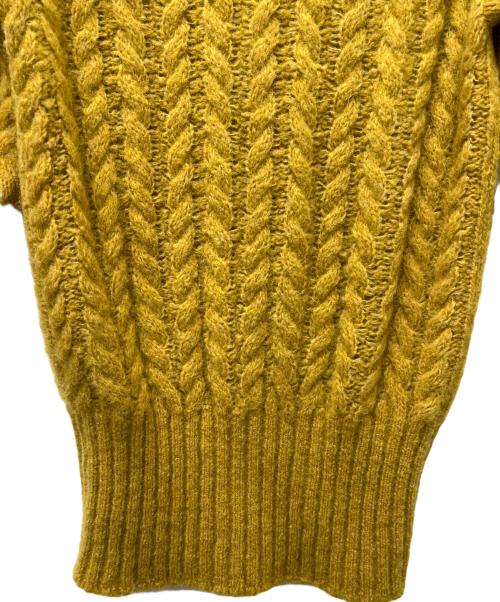 MIU MIU（ミュウミュウ）MIU MIU (ミュウミュウ) 厚手ニット ベージュ サイズ:４０の古着・服飾アイテム