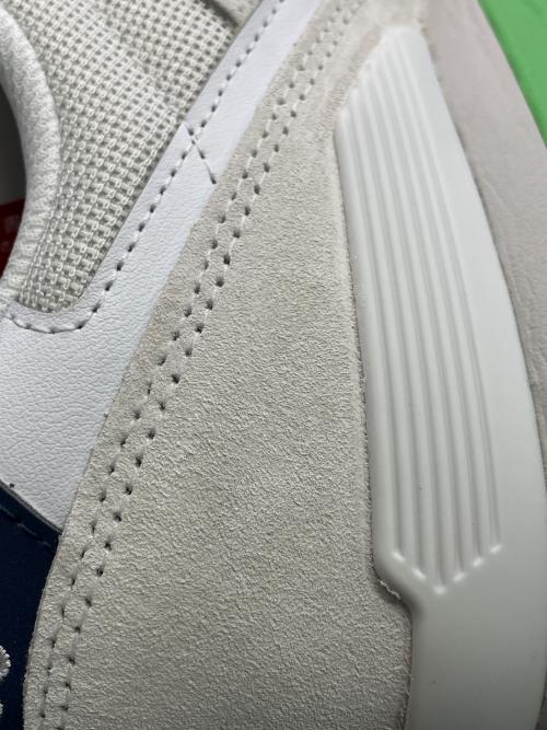 NEW BALANCE（ニューバランス）NEW BALANCE (ニューバランス) スニーカー ホワイト×ネイビー サイズ:JPN27.5の古着・服飾アイテム