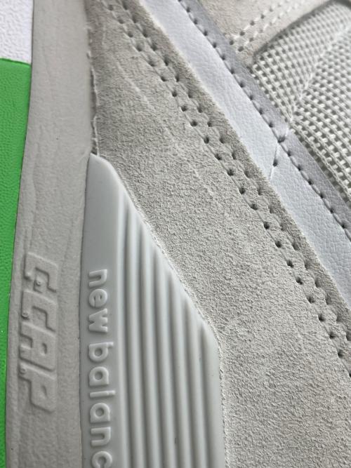 NEW BALANCE（ニューバランス）NEW BALANCE (ニューバランス) スニーカー ホワイト×ネイビー サイズ:JPN27.5の古着・服飾アイテム