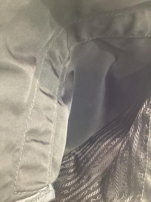 PRADA（プラダ）PRADA (プラダ) ショルダーバッグ ブラックの古着・服飾アイテム