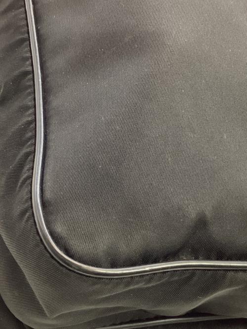 PRADA（プラダ）PRADA (プラダ) ショルダーバッグ ブラックの古着・服飾アイテム