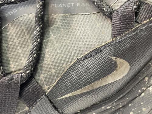 NIKE ACG（ナイキエーシージー）NIKE ACG (ナイキエーシージー) スニーカー ブラック サイズ:㎝28の古着・服飾アイテム