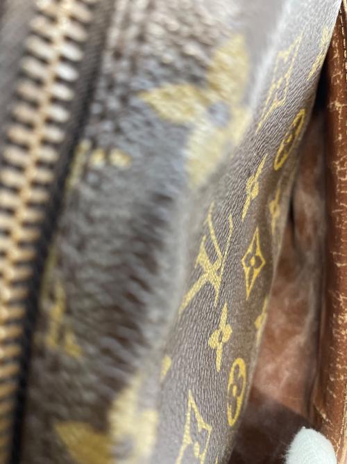 LOUIS VUITTON（ルイ ヴィトン）LOUIS VUITTON (ルイ ヴィトン) ショルダーバッグ ブラウン サイズ:27の古着・服飾アイテム