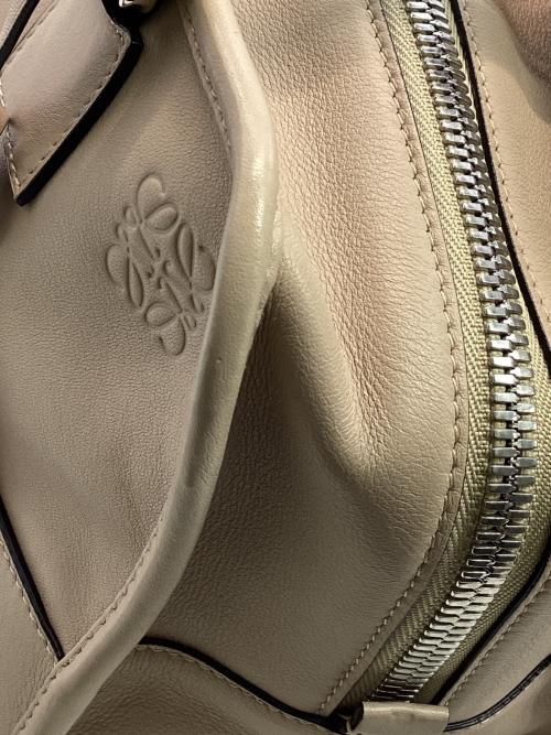 LOEWE（ロエベ）LOEWE (ロエベ) ショルダーバッグ ベージュの古着・服飾アイテム