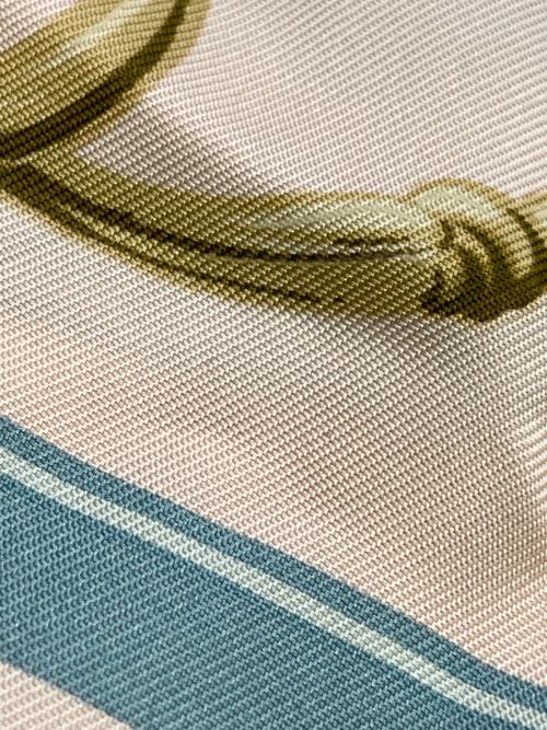 HERMES（エルメス）HERMES (エルメス) スカーフ ピンク×スカイブルーの古着・服飾アイテム