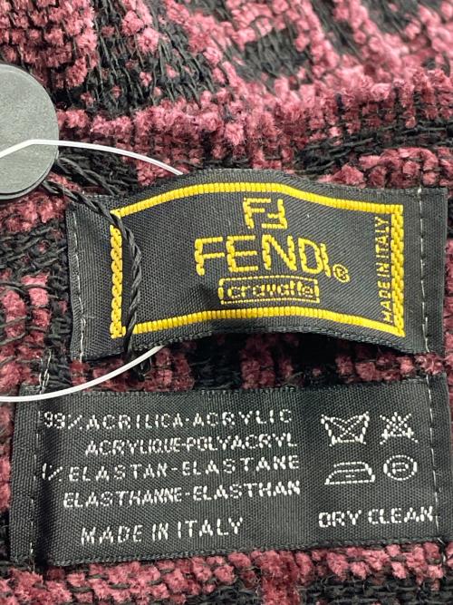 FENDI（フェンディ）FENDI (フェンディ) マフラー レッド×ブラックの古着・服飾アイテム