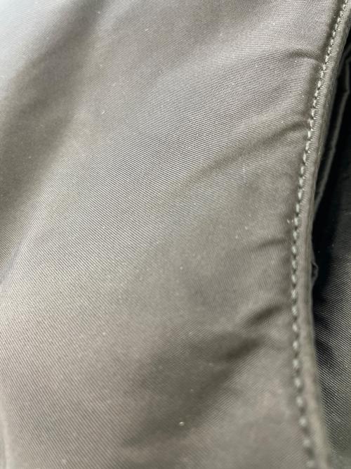 PRADA（プラダ）PRADA (プラダ) ナイロンハンドバッグ ブラックの古着・服飾アイテム