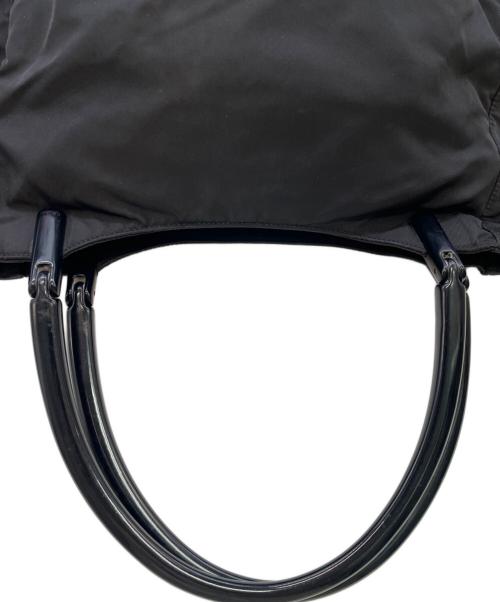 PRADA（プラダ）PRADA (プラダ) ナイロンハンドバッグ ブラックの古着・服飾アイテム