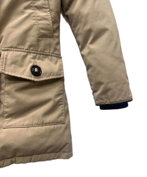 CANADA GOOSE（カナダグース）CANADA GOOSE (カナダグース) ダウンコート ベージュ サイズ:ＸＳの古着・服飾アイテム