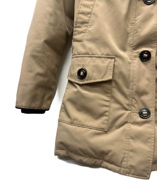 CANADA GOOSE（カナダグース）CANADA GOOSE (カナダグース) ダウンコート ベージュ サイズ:ＸＳの古着・服飾アイテム
