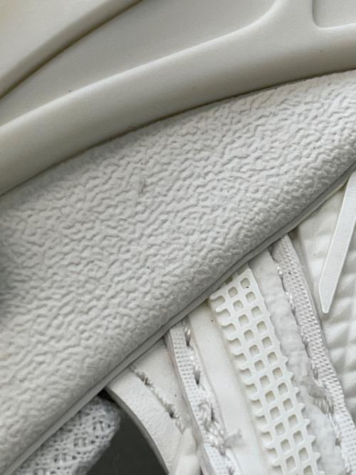 BALENCIAGA（バレンシアガ）BALENCIAGA (バレンシアガ) トラックサンダル ホワイト サイズ:JP26.5の古着・服飾アイテム