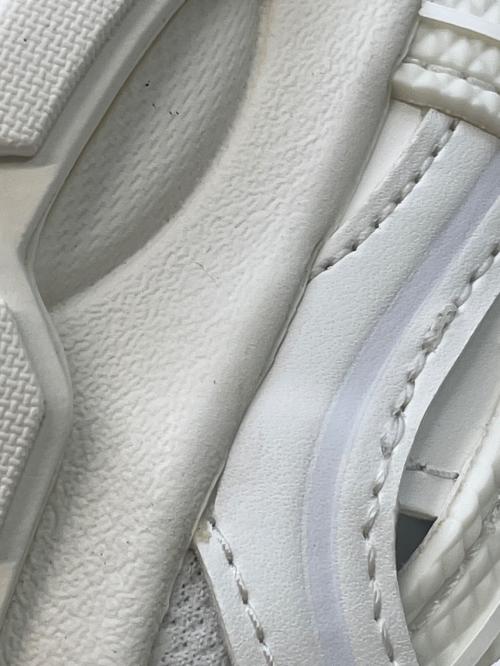 BALENCIAGA（バレンシアガ）BALENCIAGA (バレンシアガ) トラックサンダル ホワイト サイズ:JP26.5の古着・服飾アイテム