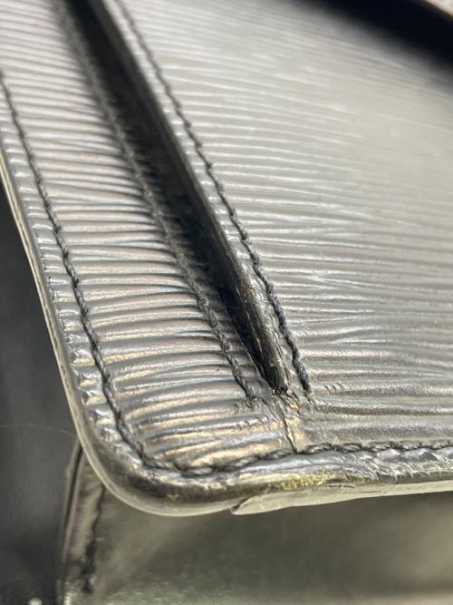 LOUIS VUITTON（ルイ ヴィトン）LOUIS VUITTON (ルイ ヴィトン) セリエ・ドラゴンヌ ブラックの古着・服飾アイテム