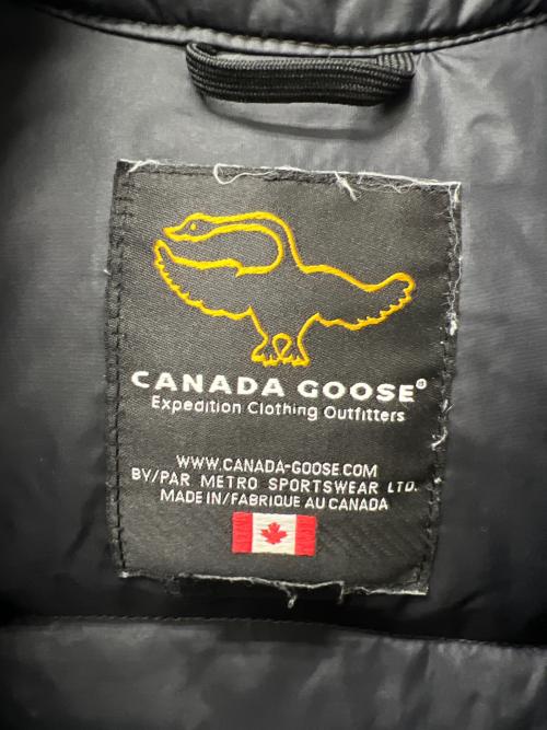 CANADA GOOSE（カナダグース）CANADA GOOSE (カナダグース) ダウンベスト オリーブ サイズ:Mの古着・服飾アイテム