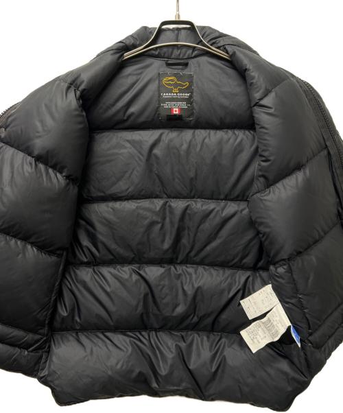 CANADA GOOSE（カナダグース）CANADA GOOSE (カナダグース) ダウンベスト オリーブ サイズ:Mの古着・服飾アイテム