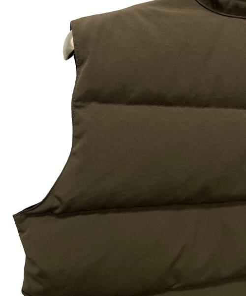 CANADA GOOSE（カナダグース）CANADA GOOSE (カナダグース) ダウンベスト オリーブ サイズ:Mの古着・服飾アイテム