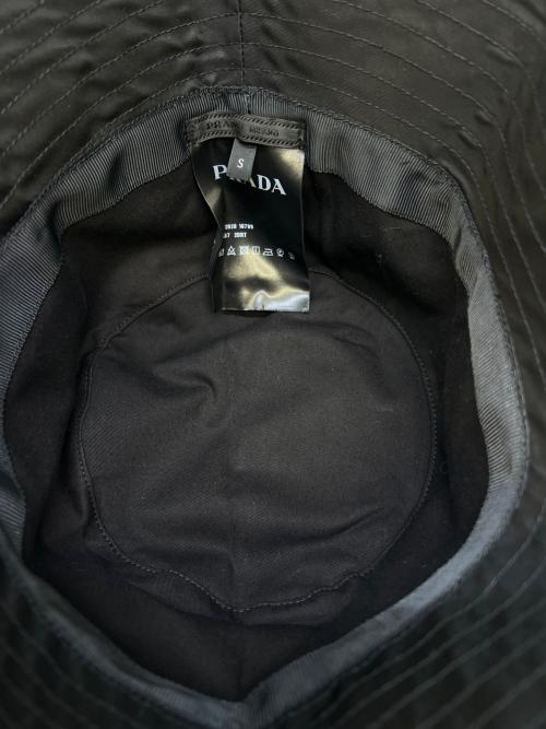 PRADA（プラダ）PRADA (プラダ) バケットハット ブラック サイズ:Sの古着・服飾アイテム