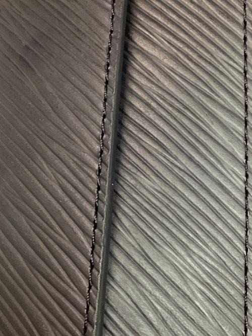 LOUIS VUITTON（ルイ ヴィトン）LOUIS VUITTON (ルイ ヴィトン) サンチュールツイスト ブラックの古着・服飾アイテム