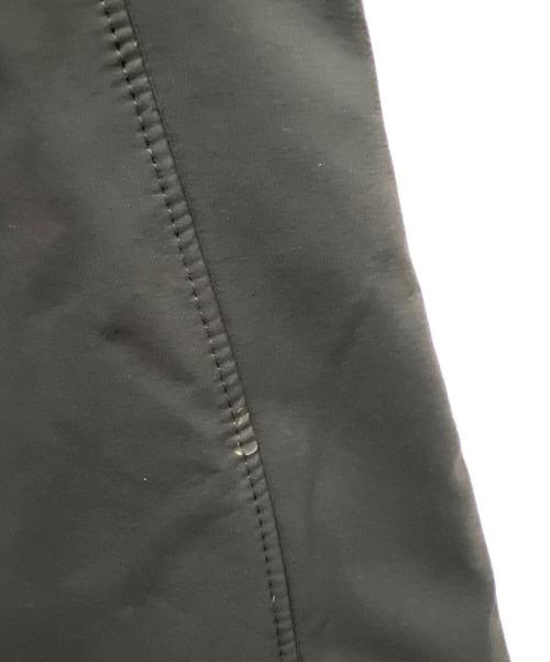 mont-bell（モンベル）mont-bell (モンベル) パウダーシェッド パーカ ブラック サイズ:Ｍの古着・服飾アイテム