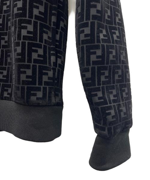 FENDI（フェンディ）FENDI (フェンディ) ズッカ柄ジップパーカー ブラック サイズ:５２の古着・服飾アイテム