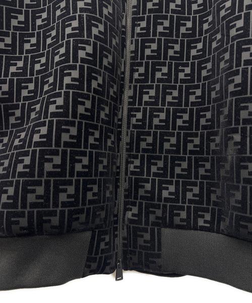 FENDI（フェンディ）FENDI (フェンディ) ズッカ柄ジップパーカー ブラック サイズ:５２の古着・服飾アイテム