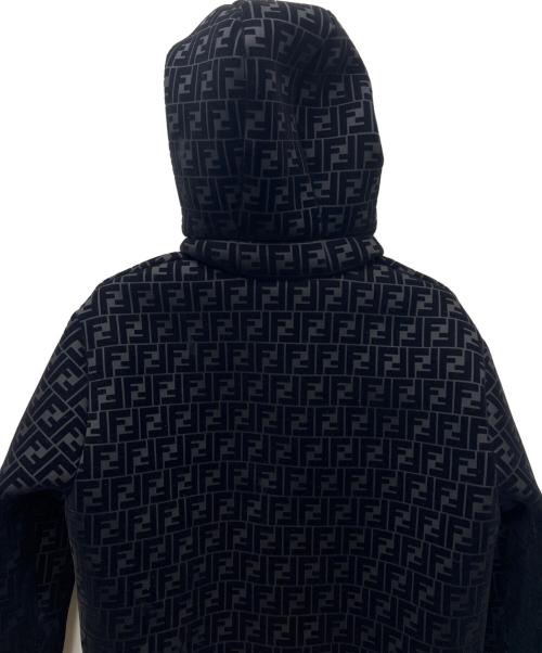 FENDI（フェンディ）FENDI (フェンディ) ズッカ柄ジップパーカー ブラック サイズ:５２の古着・服飾アイテム