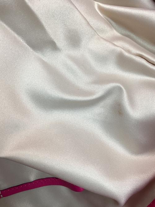 VALENTINO（ヴァレンティノ）VALENTINO (ヴァレンティノ) ハンドバッグ ショッキングピンクの古着・服飾アイテム