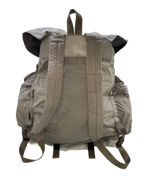 amiacalva（アミアカルヴァ）amiacalva (アミアカルヴァ) リュック ライトグレーの古着・服飾アイテム