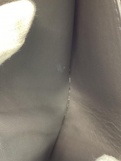 BOTTEGA VENETA（ボッテガベネタ）BOTTEGA VENETA (ボッテガベネタ) 2つ折り財布 ブラックの古着・服飾アイテム