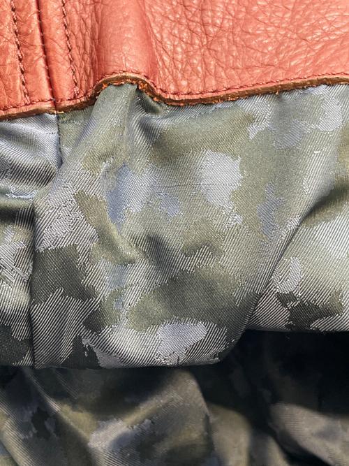 aniary（アニアリ）aniary (アニアリ) シュリンクレザートートバッグ レッドの古着・服飾アイテム