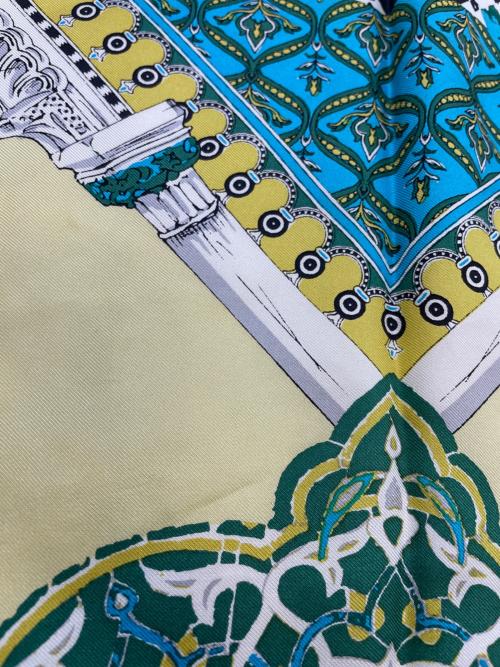 manipuri（マニプリ）manipuri (マニプリ) シルクスカーフ65 イエロー×グリーンの古着・服飾アイテム