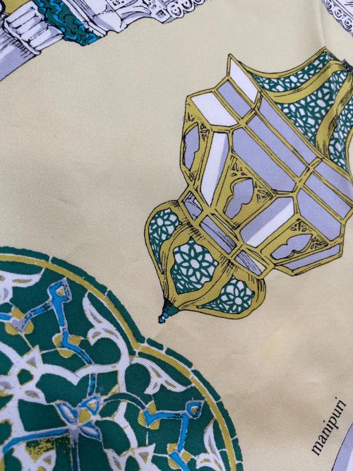 manipuri（マニプリ）manipuri (マニプリ) シルクスカーフ65 イエロー×グリーンの古着・服飾アイテム