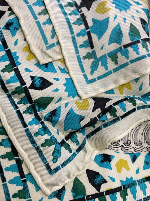 manipuri（マニプリ）manipuri (マニプリ) シルクスカーフ65 イエロー×グリーンの古着・服飾アイテム