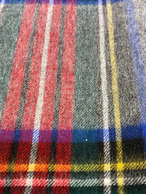 JOHNSTONS OF ELGIN（ジョンストンズオブエルガン）JOHNSTONS OF ELGIN (ジョンストンズオブエルガン) カシミヤマフラー マルチカラーの古着・服飾アイテム