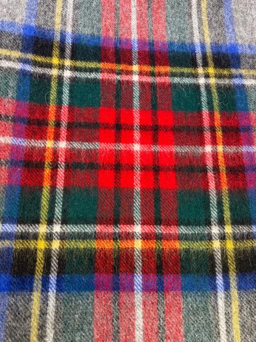 JOHNSTONS OF ELGIN（ジョンストンズオブエルガン）JOHNSTONS OF ELGIN (ジョンストンズオブエルガン) カシミヤマフラー マルチカラーの古着・服飾アイテム