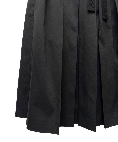 FRED PERRY（フレッドペリー）FRED PERRY (フレッドペリー) プリーツスカート ブラック サイズ:３４の古着・服飾アイテム