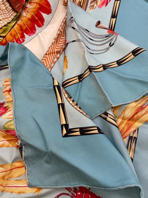 HERMES（エルメス）HERMES (エルメス) カレ　90　BRAZIL スカイブルーの古着・服飾アイテム