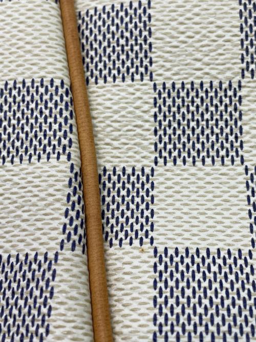 LOUIS VUITTON（ルイ ヴィトン）LOUIS VUITTON (ルイ ヴィトン) トートバッグ アイボリー サイズ:MMの古着・服飾アイテム