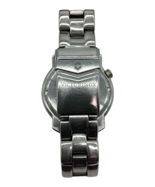 VICTORINOX（ビクトリノックス）VICTORINOX (ビクトリノックス) リストウォッチ レッドの古着・服飾アイテム