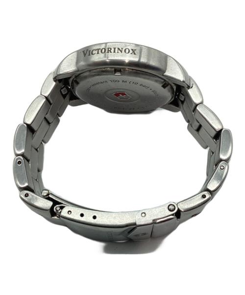 VICTORINOX（ビクトリノックス）VICTORINOX (ビクトリノックス) リストウォッチ レッドの古着・服飾アイテム