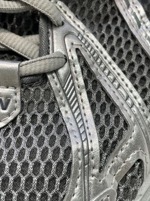 NEW BALANCE（ニューバランス）NEW BALANCE (ニューバランス) スニーカー シルバー サイズ:26.5JPNの古着・服飾アイテム