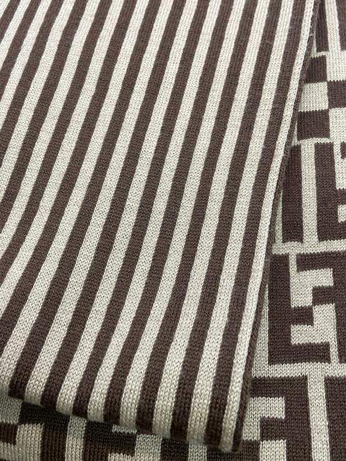 FENDI（フェンディ）FENDI (フェンディ) マフラー ブラウンの古着・服飾アイテム