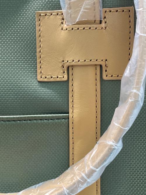 HUNTING WORLD（ハンティングワールド）HUNTING WORLD (ハンティングワールド) トートバッグ オリーブの古着・服飾アイテム