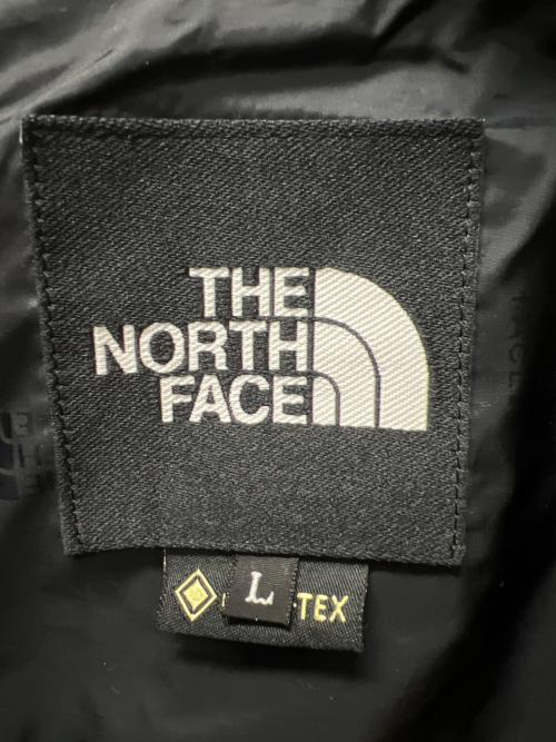 THE NORTH FACE（ザ ノース フェイス）THE NORTH FACE (ザ ノース フェイス) Mountain Light Jacket カーキ×ブラック サイズ:Ｌの古着・服飾アイテム