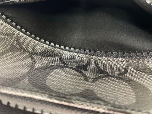 COACH（コーチ）COACH (オールドコーチ) DISNEY (ディズニー) リュック ブラックの古着・服飾アイテム