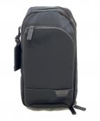 TUMIトゥミ）の古着「ボディーバッグ」｜ブラック